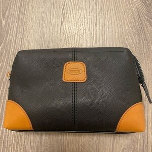 Bric’s Black brown Leather Soft Travel Toiletry Case Bag with Contents